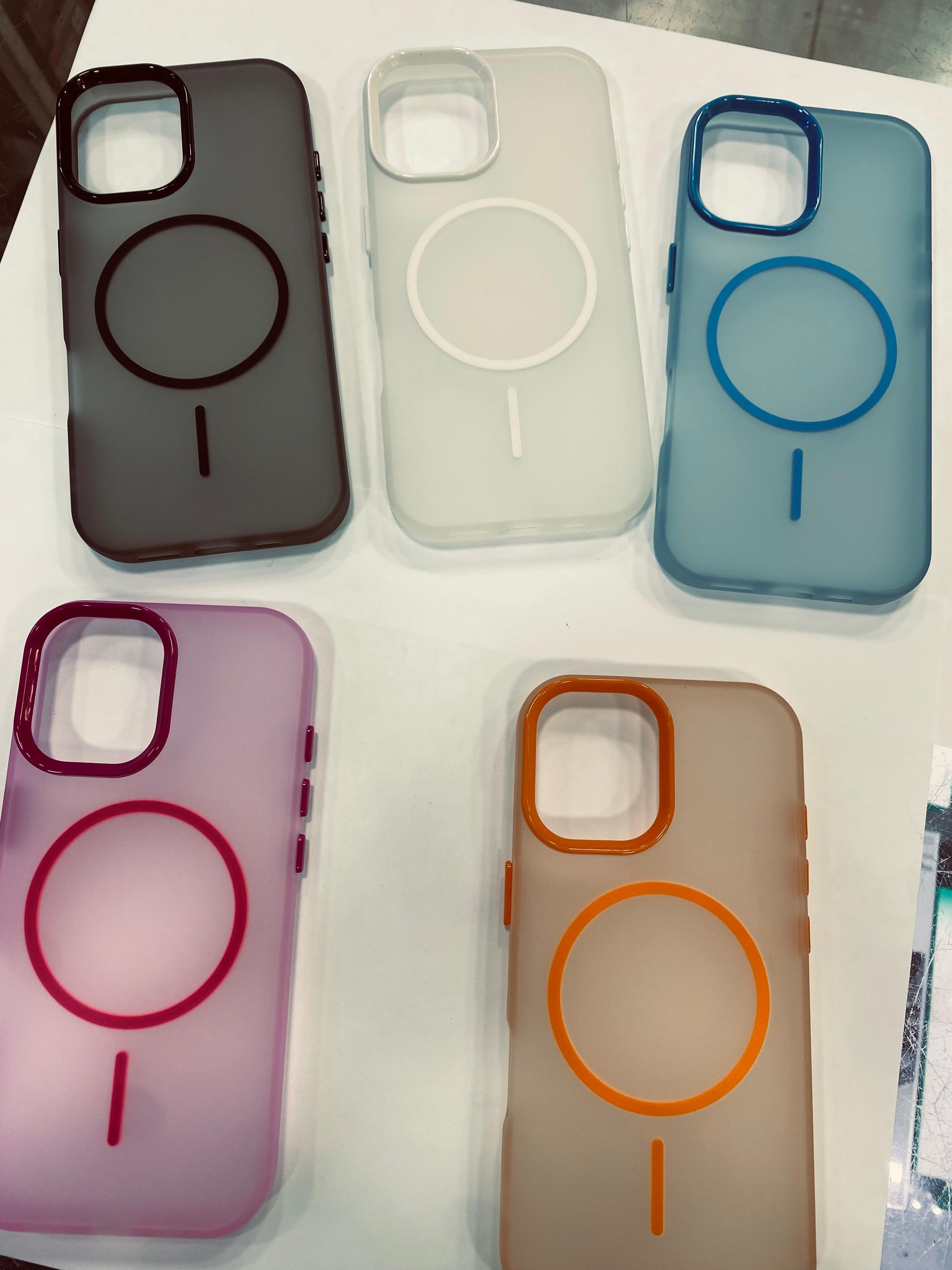 Cover 16 pro max  - 2